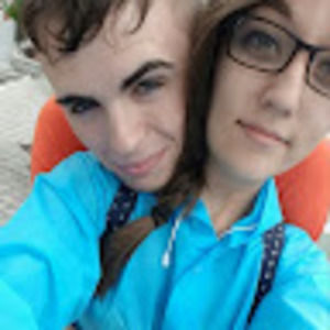 Meet your Posher, Cassandra